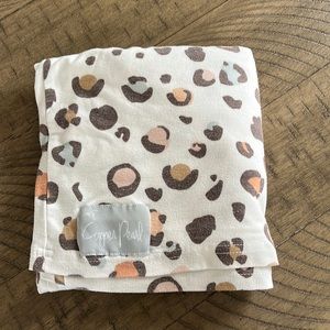 Copper pearl car seat/ feeding cover in “Millie”